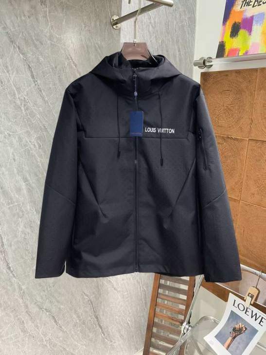 Picture of Louis Vuitton Jackets _SKULVM-3XLxetr5031882